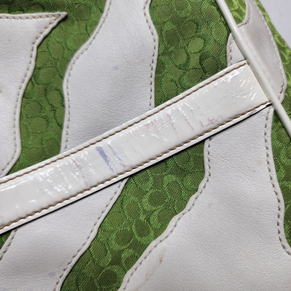 COACH Tote - Picture 6 of 10